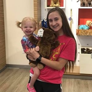 Meet your Posher, Alizebeth